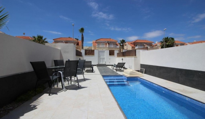 Villa La Zenia Boulevard 36