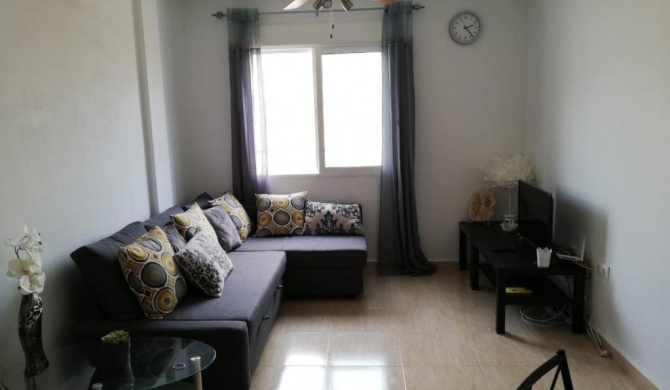 Spacious modern apartment in Los Alcazares very close to beach