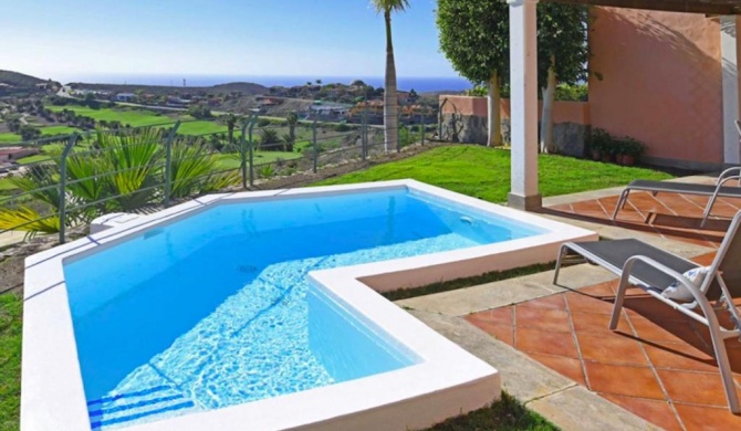 SALOBRE GOLF VILLA, POOL, BBQ, WIFI, STUNNING VIEWS