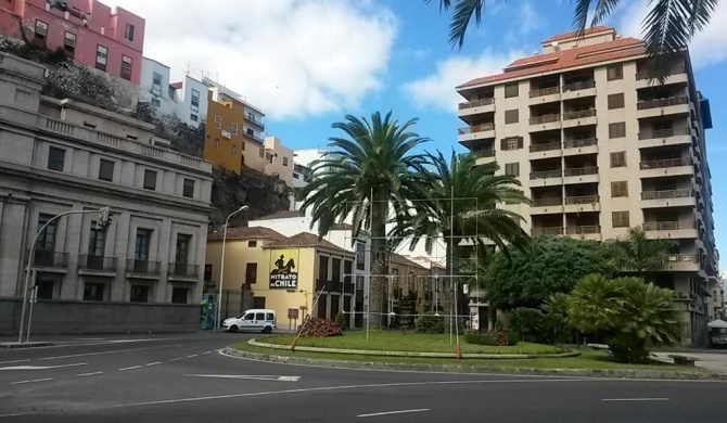 Estudio interior en la calle real SCLP