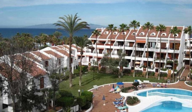 Parque Santiago II Villa 1 by Tenerife Rental and Sales