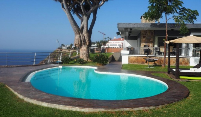 VILLA BAHIA DE MICHEL, Piscina climatizable, Free Wifi, BBQ