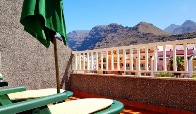 2 bedrooms appartement at Santiago del Teide 90 m away from the beach with furnished terrace and wifi