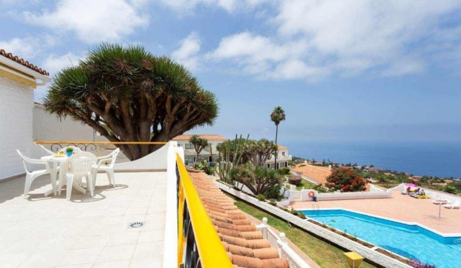 Acogedora Vivienda vacacional en Tenerife con vistas piscina y WIFI