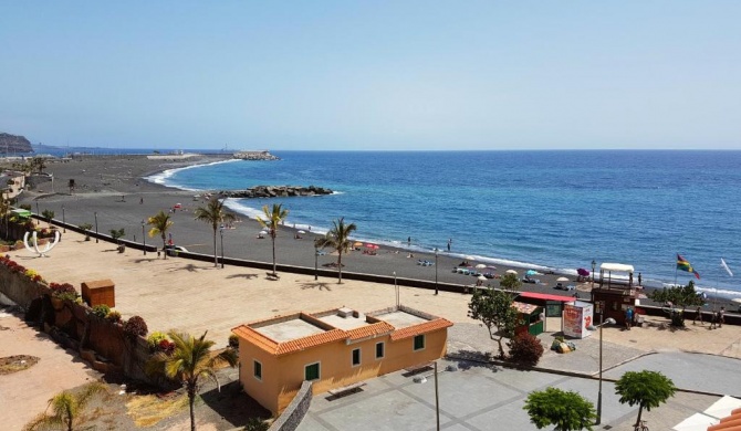 PLAYA PUERTO TAZACORTE Modern Beach Apartment