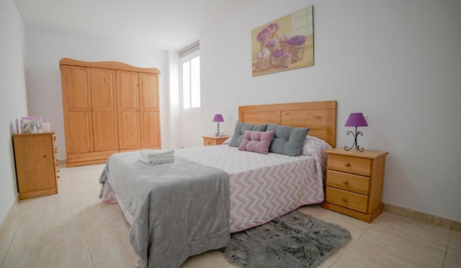 AR Home - New Lovely 3 bedroom apartment in Telde