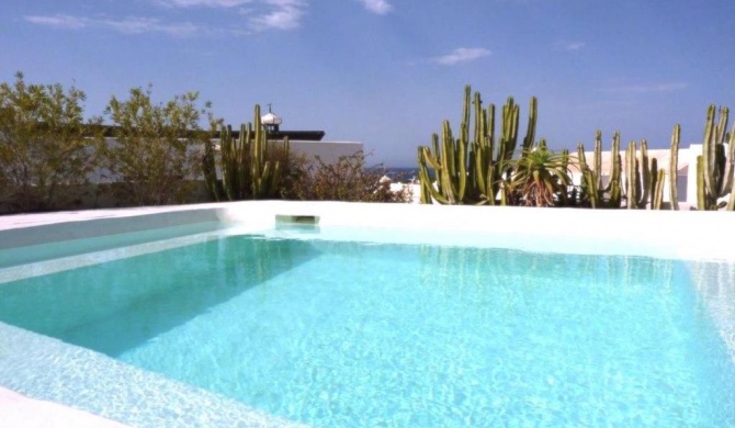 Villa Mare Bella Chao sea view private heated solar pool AC