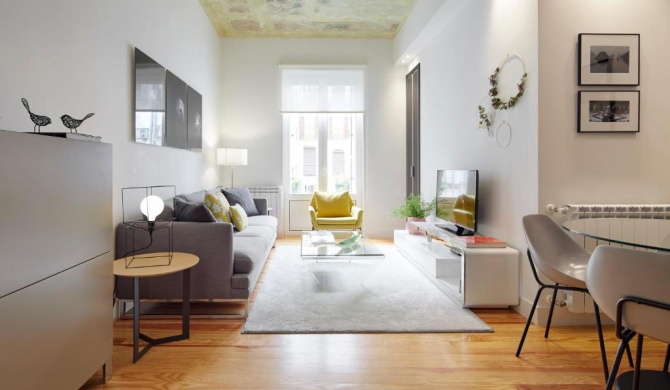 Urbieta 2 Apartment by FeelFree Rentals