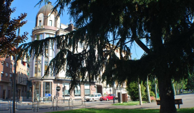 Hotel Mieres del Camino