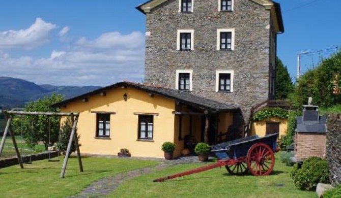 Casa De Aldea El Conceyu