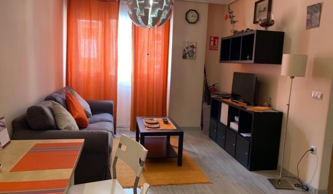 Apartamento Mota Los Prados-PARKING-WIFI GRATIS