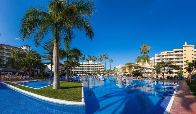 Complejo Blue Sea Puerto Resort compuesto por Hotel Canarife y Bonanza Palace