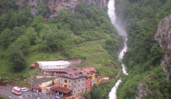 Hotel Puente Vidosa