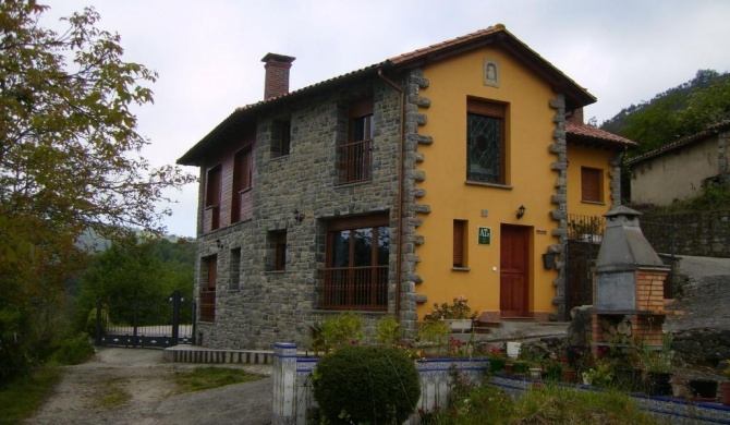 El Mirador de Valdedios " Casa Friera"