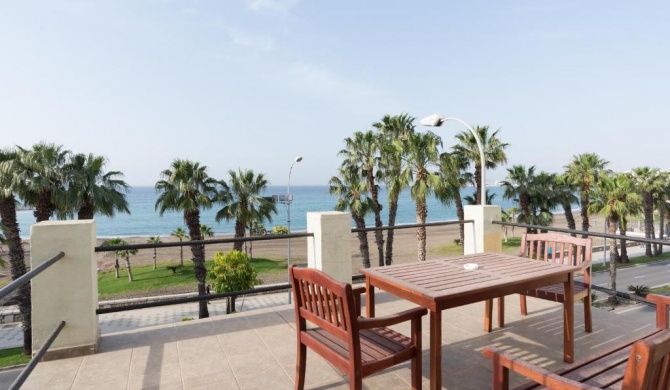 Loft con gran terraza en primera linea de playa