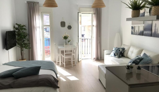 Apartamento de estreno a 3 minutos de calle Larios New apartment 3 minutes from Larios Street