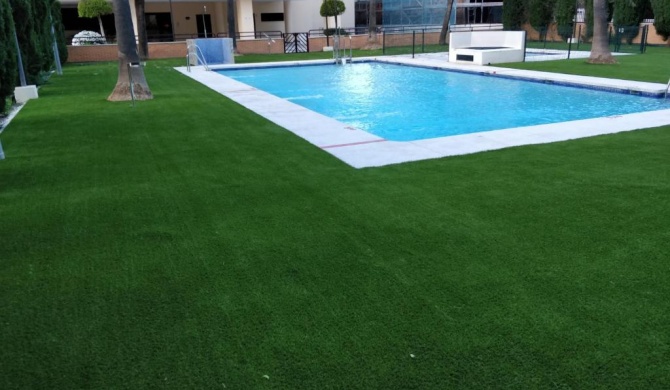 Apartamento con Piscina en Parque Litoral