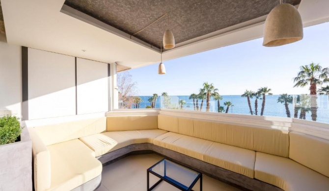 Casa Pirulo Sea View by Caleta Homes