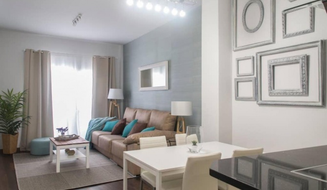 NEW!!! LUXURY CITY CENTER( 6PAX) PRIVATE TERRACE