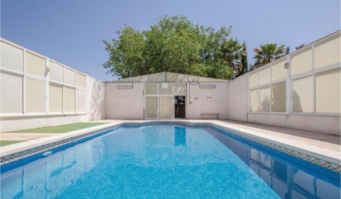 Nice home in Caravaca with 5 Bedrooms, Private swimming pool and Outdoor swimming pool